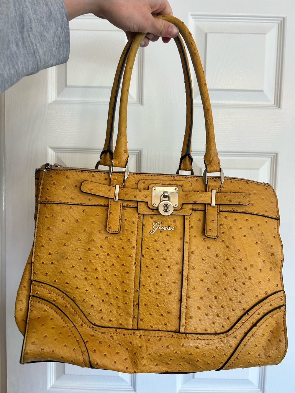 GUESS Ostrich Mustard Tote Bag Y2K Textured